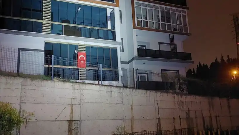 Sakarya'da 4 Katlı Apartman Acil Tahliye Edildi: Sebepler Neler?