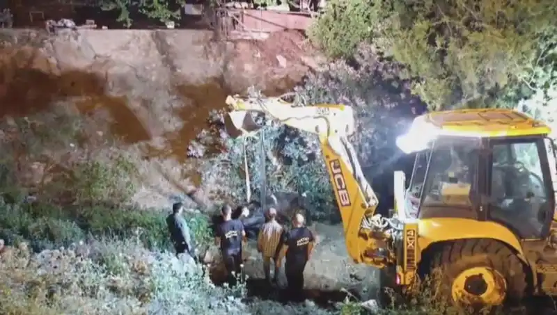 Hatay’da İnek İçin Düzenlenen Kurtarma Operasyonu Göz Doldurdu