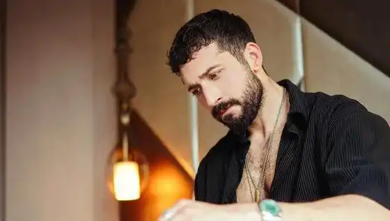 Oyuncu Emre Bulut'a Şok Suçlama: Sahte Komiserlik ve Araç Kaçırma İddiası