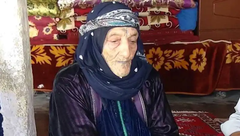 Türkiye'nin En Yaşlı Kadını Hayatını 131 Yaşında Kaybetti