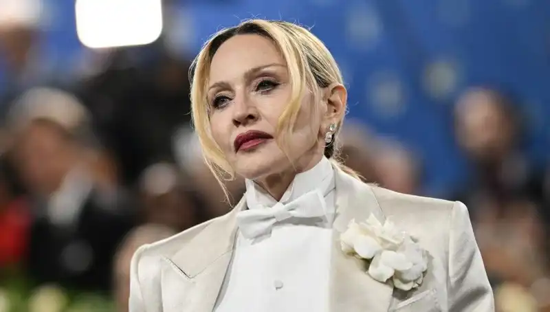 Madonna'nın Gizemli Diyeti: Kanserle Mücadelede Etkili Mi?
