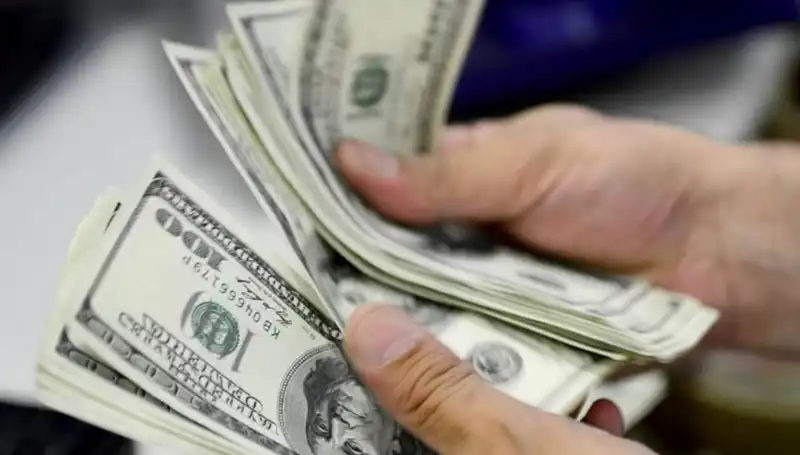 30 Nisan 2024’te Dolar Kuru ve Euro Fiyatları: Güncel Durum Analizi