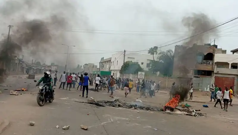 Togo'da Protestolar Şiddetlendi: Nehirlerde 7 Kişinin Cesedi Bulundu