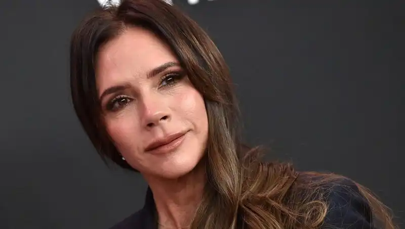 Victoria Beckham’ın Genç Kalmak İçin Sırrı: Günde Kaç Tüketiyor?