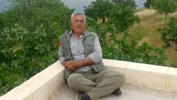 Şanlıurfa'da Kan Donduran Olay: Babasını Öldüren Genç Kız Annesini de Yaraladı!