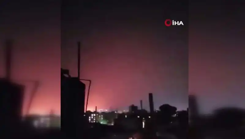 ABD, Yemen’in Başkenti Sana’yı Hava Saldırısıyla Vurdu: 12 Kişi Hayatını Kaybetti
