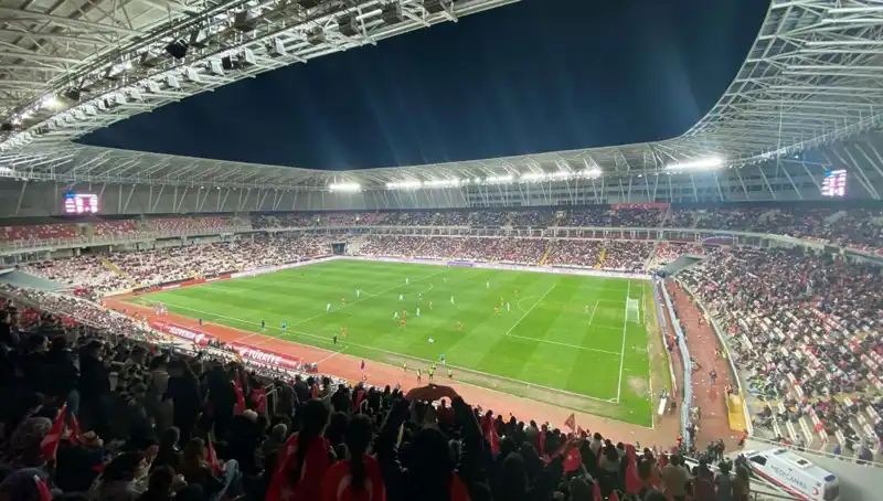 Sivas, Futbol Tutkunları için Kupa Finaline Ev Sahipliği Yapmaya Hazırlanıyor!