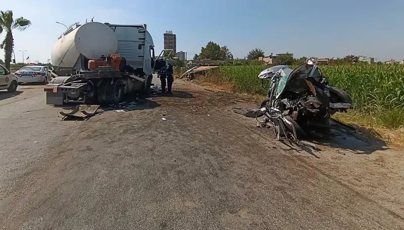 Adana'da Feci Kaza: Tanker, Otomobil ve Kamyona Çarpınca Korkunç Sahne Ortaya Çıktı