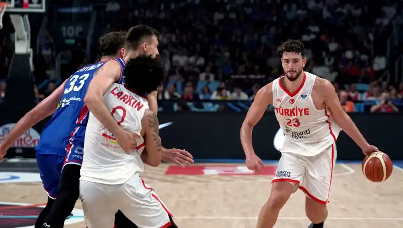 12 Dev Adam, Dünya Kupası’nda İsveç’i Geçerek Çeyrek Finale Yükseldi!