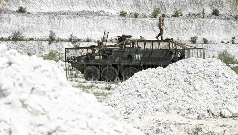 Ukrayna, ABD'li Yetkiliyi Bakanlığa Çağırarak Mühimmat Kesintisini Eleştirdi