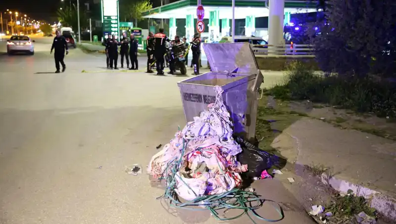 Çöp Konteynerine Bebeğini Atan Anne Duygusal Gerekçelerle Tutuklandı