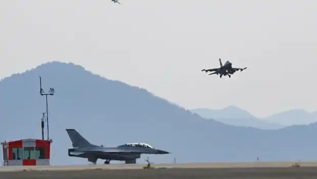 Güney Kore'de Askeri Tatbikat Faciası: Savaş Uçağı Yanlışlıkla Köyü Bombaladı