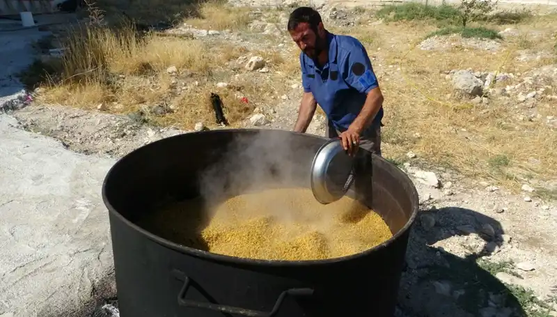 Her Yıl Ağustos’tan Eylül’e: Geleneksel Kazanlar Kaynamaya Başladı!