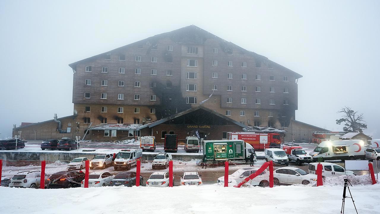 Kartalkaya'da Otel Yangını!