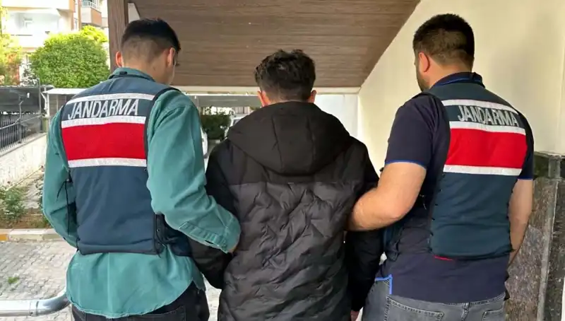 Türkiye'de Dolandırıcılara Şok Baskın: 35 Gözaltı ve 4 İlde Operasyon