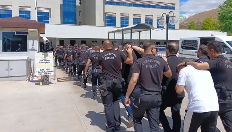 Ankara'da Haraç Çetesi Operasyonu: Tehdit ve Avukat Bağlantısı Ortaya Çıktı