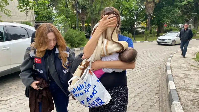 Evlerden Hırsızlık Yapan Kadın, Polisi Feryada Koydu!