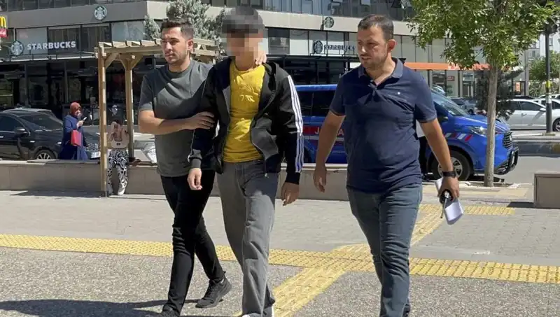 Tartışmanın Sonu Kanlı Bitti: Genç Kardeş Ağabeyini Bıçakladı