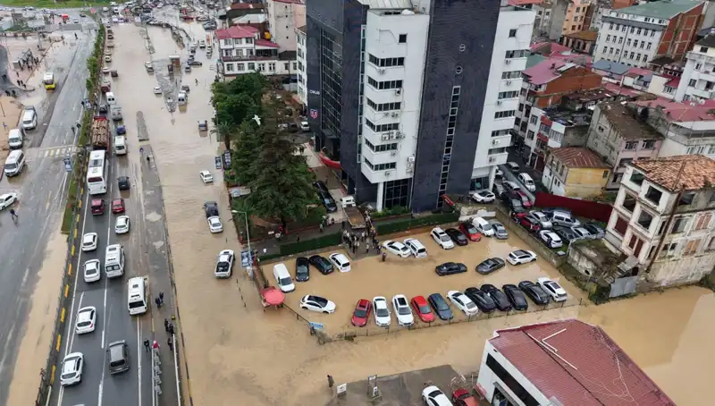 Trabzon'da Sel Felaketi: Çamurun Ardında Kaybolan Bir Hayat