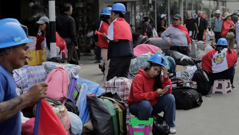Peru'da Madenciler Sokaklara Döküldü: Eylemler Neden Başladı?
